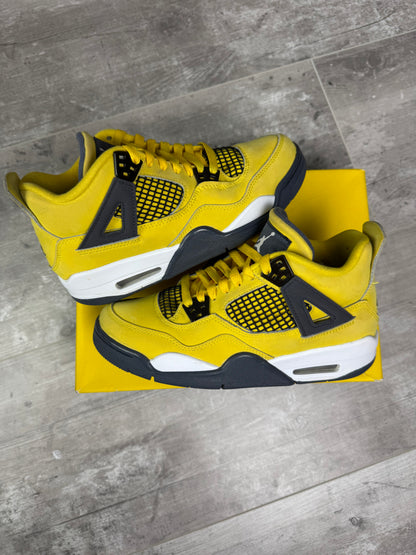 38.5 - Jordan 4 Retro 'Lightning' GS