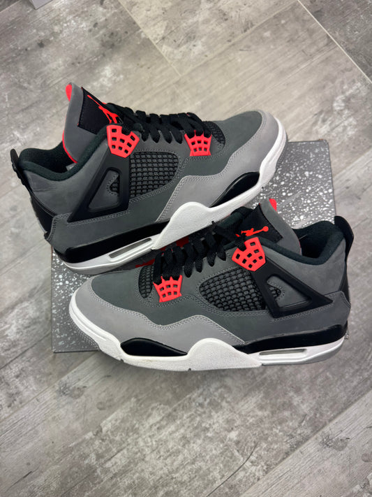 41 - Jordan 4 Retro 'Infrared'