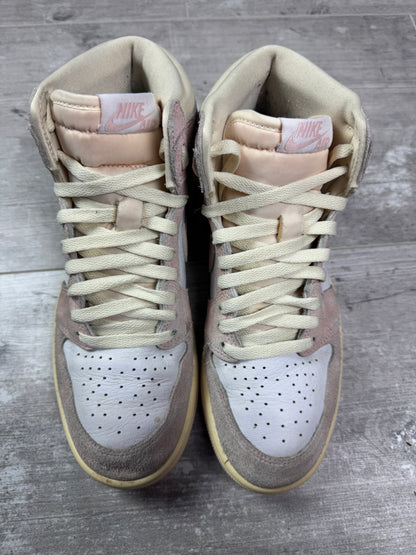 40 - Jordan 1 Retro High 'Washed Pink' (W)