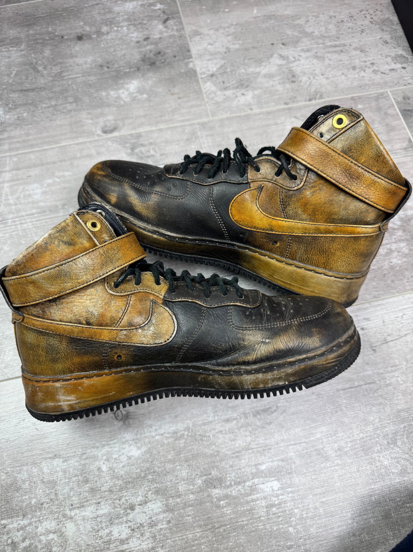 44.5 - Nike air force one high x Pigalle 'Black Gold'