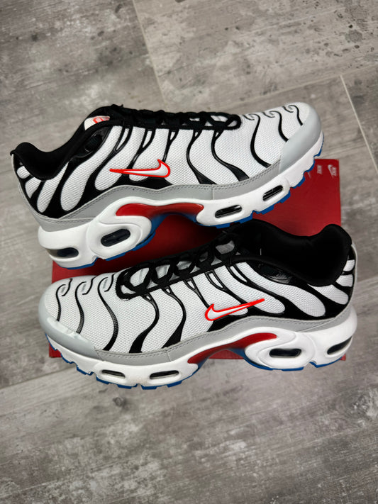 39 - Nike air max Plus TN 'Platinium Black Red' GS