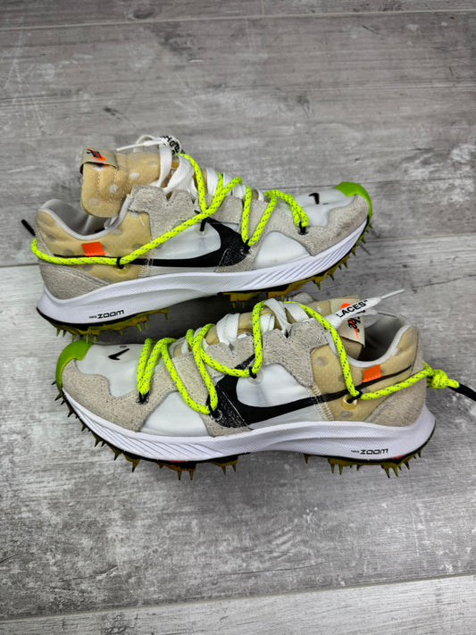 39 - Nike x Off White Terra Kiger 5 'White'