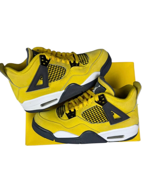 38.5 - Jordan 4 Retro 'Lightning' GS