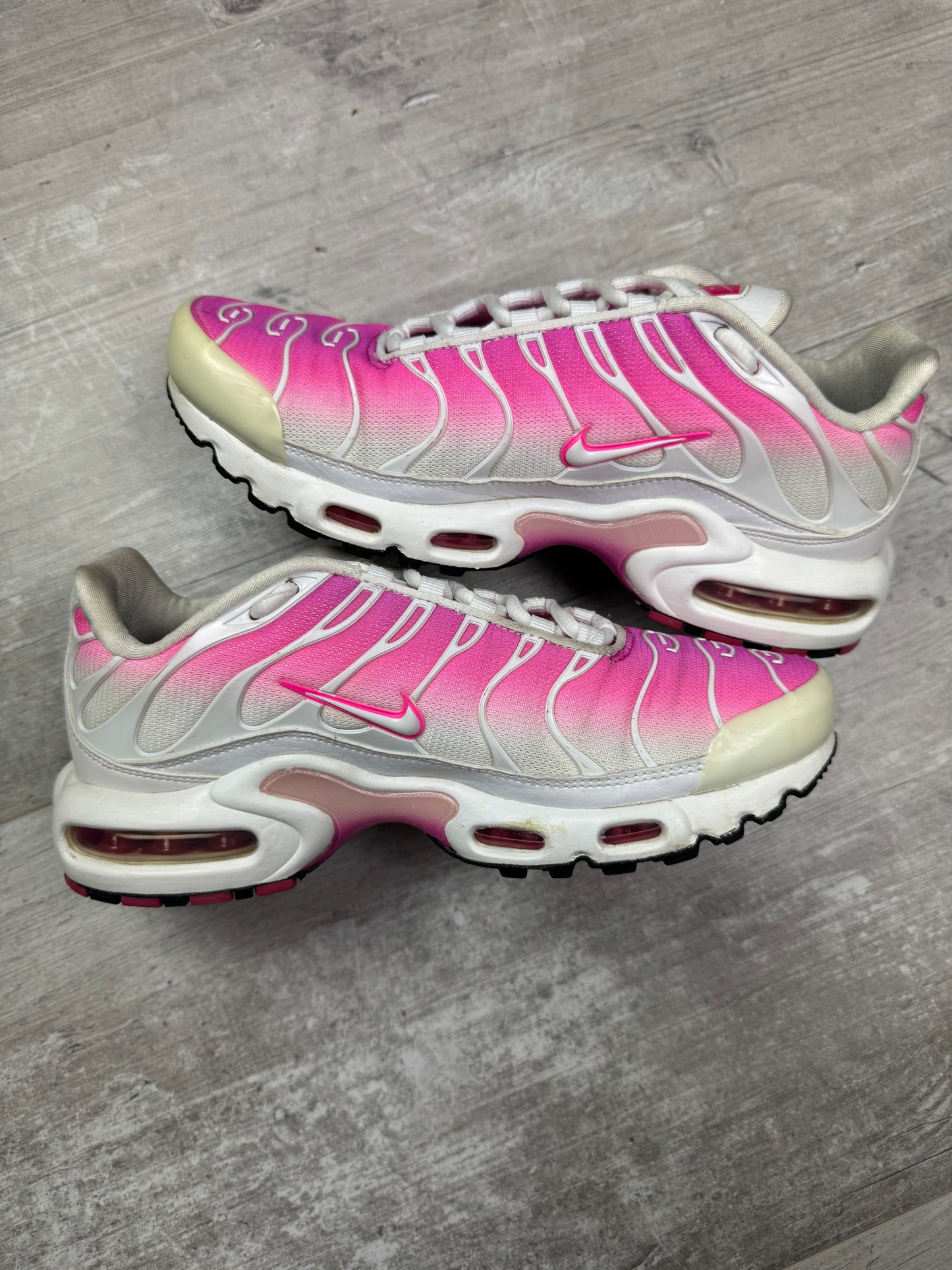 38.5 - Nike air max Plus TN 'Pink Fade'